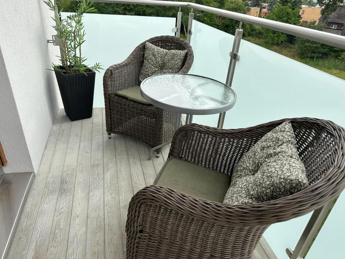 Apartament 28 W Dolinie Baryczy - 5D Apartamenty Milicz Exteriör bild